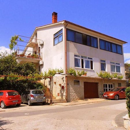 Apartments Bozica كرك المظهر الخارجي الصورة